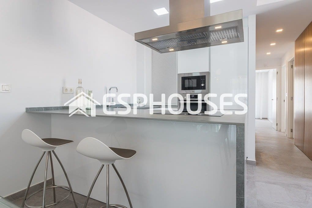 3 Zimmer Bungalow zu verkaufen in Los Balcones mit Pool Garage - 350.000 € (Ref: 10025291)