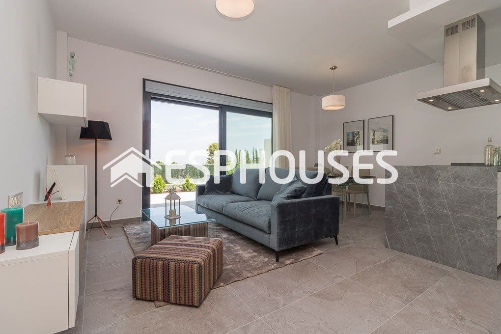 3 Zimmer Bungalow zu verkaufen in Los Balcones mit Pool Garage - 350.000 € (Ref: 10025291)
