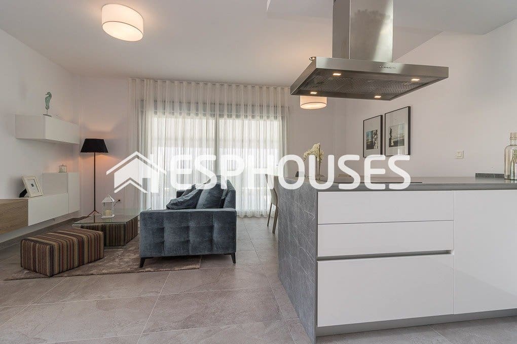 3 Zimmer Bungalow zu verkaufen in Los Balcones mit Pool Garage - 350.000 € (Ref: 10025291)