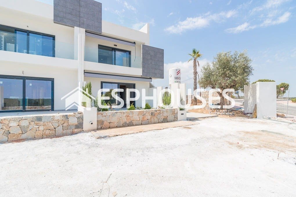 3 Zimmer Bungalow zu verkaufen in Los Balcones mit Pool Garage - 350.000 € (Ref: 10025291)