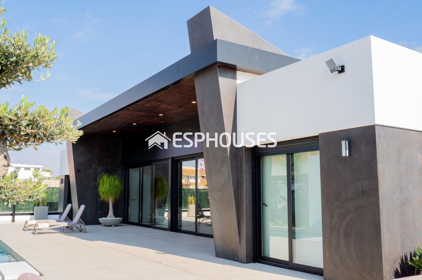 3 camera da letto Villa in vendita in Ciudad Quesada con piscina - 1.099.000 € (Rif: 10025294)
