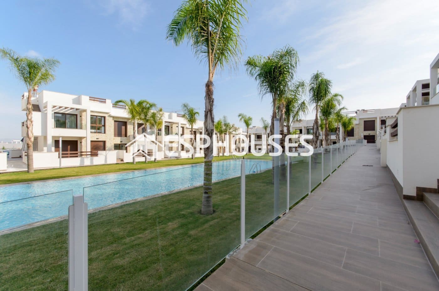 3 Zimmer Bungalow zu verkaufen in Los Balcones mit Pool Garage - 330.000 € (Ref: 10025295)