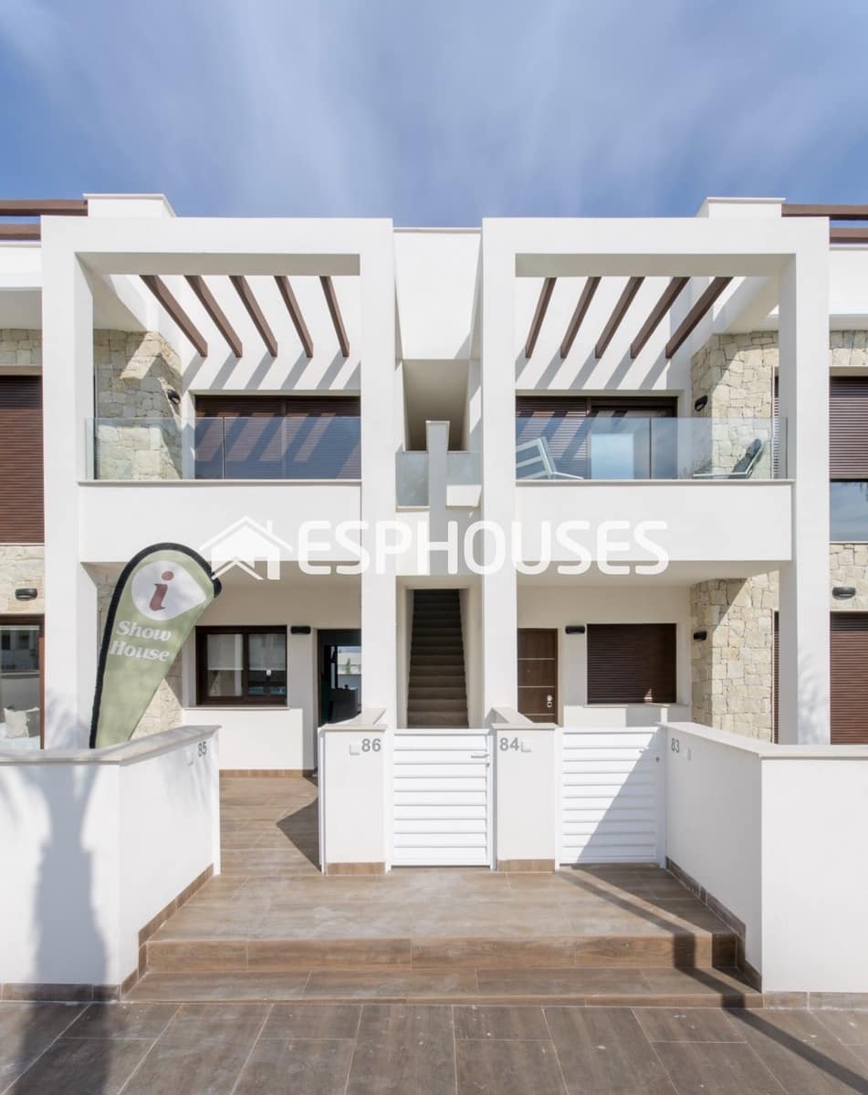 3 Zimmer Bungalow zu verkaufen in Los Balcones mit Pool Garage - 330.000 € (Ref: 10025295)