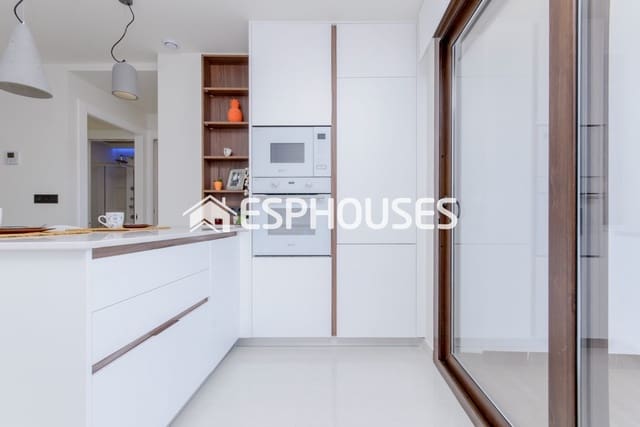 3 camera da letto Bungalow in vendita in Los Balcones con piscina garage - 310.000 € (Rif: 10025296)