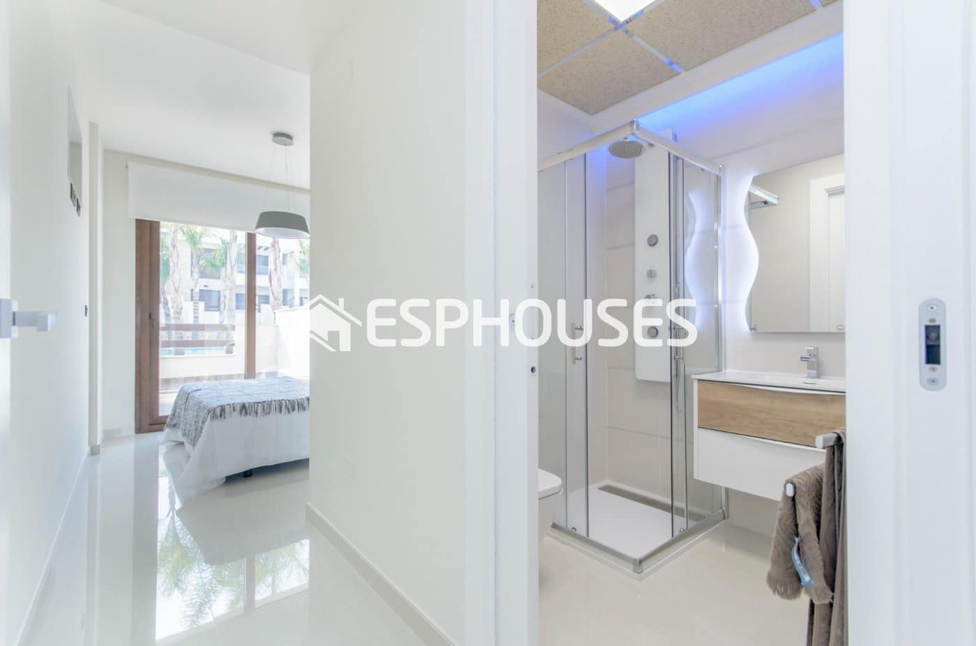 3 camera da letto Bungalow in vendita in Los Balcones con piscina garage - 310.000 € (Rif: 10025296)