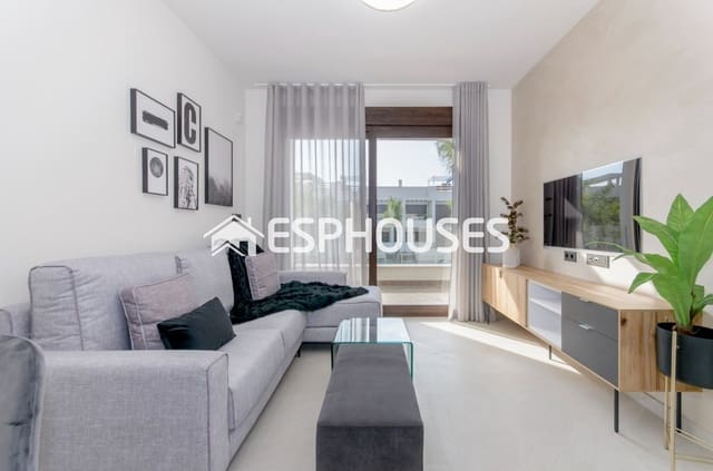 2 Zimmer Bungalow zu verkaufen in Los Balcones mit Pool Garage - 320.000 € (Ref: 10025297)