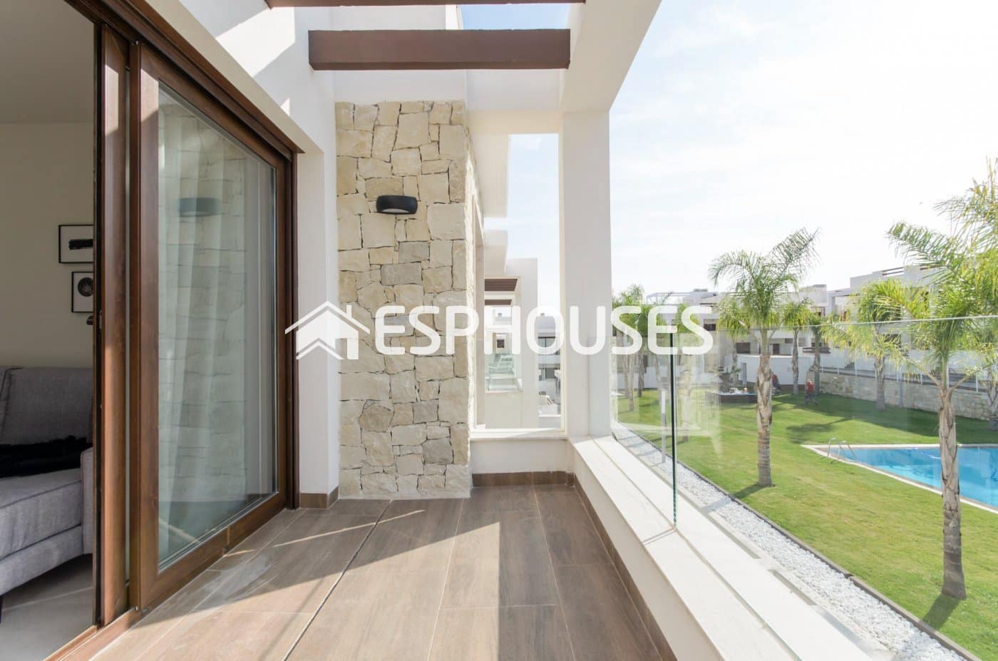 2 Zimmer Bungalow zu verkaufen in Los Balcones mit Pool Garage - 320.000 € (Ref: 10025297)