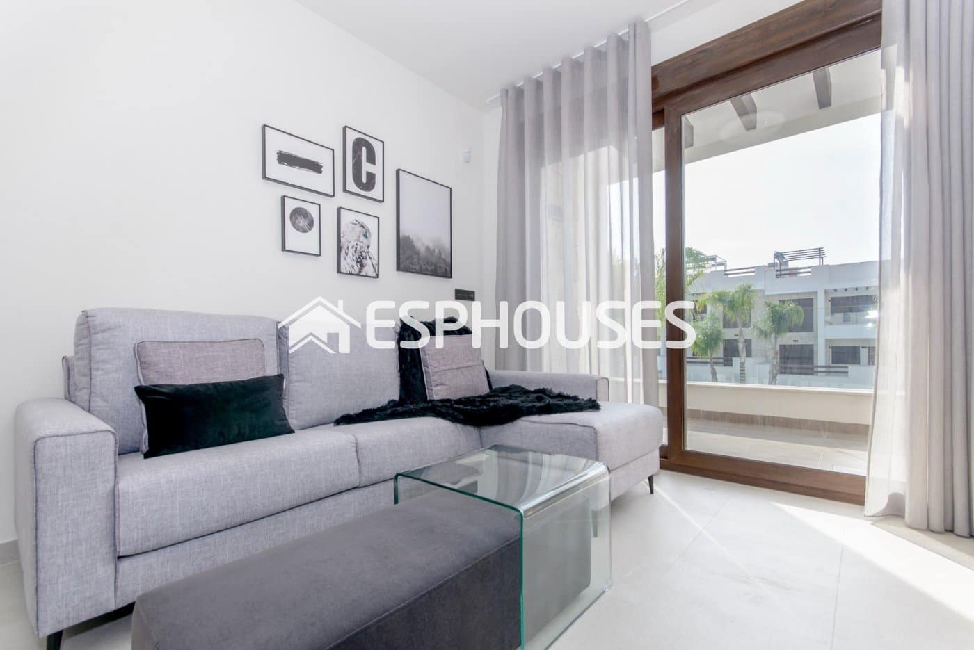 2 Zimmer Bungalow zu verkaufen in Los Balcones mit Pool Garage - 320.000 € (Ref: 10025297)