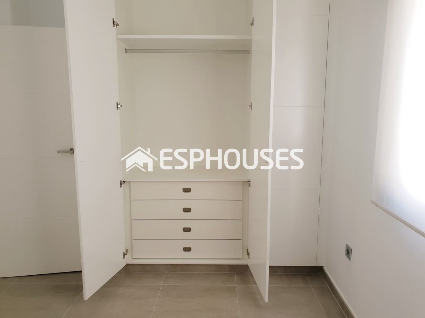 3 makuuhuone Huvila myytävänä paikassa Pinar de Campoverde mukana uima-altaan - 422 500 € (Ref: 10025299)