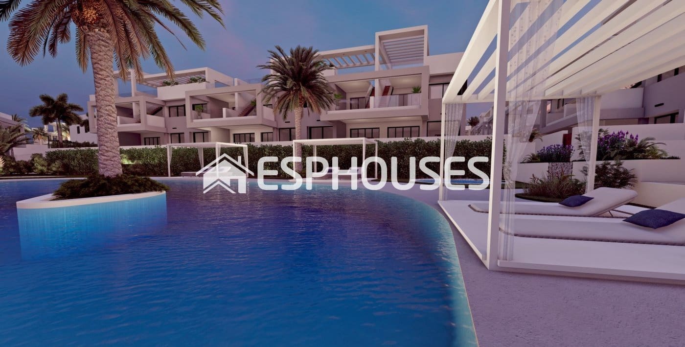 2 bedroom Bungalow for sale in Los Balcones with pool - € 322,900 (Ref: 10025300)