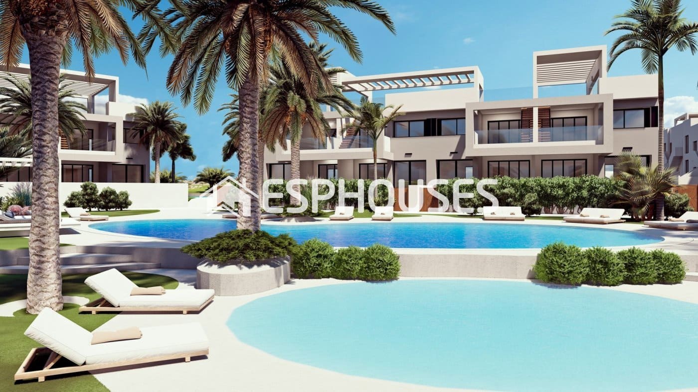 2 bedroom Bungalow for sale in Los Balcones with pool - € 322,900 (Ref: 10025300)