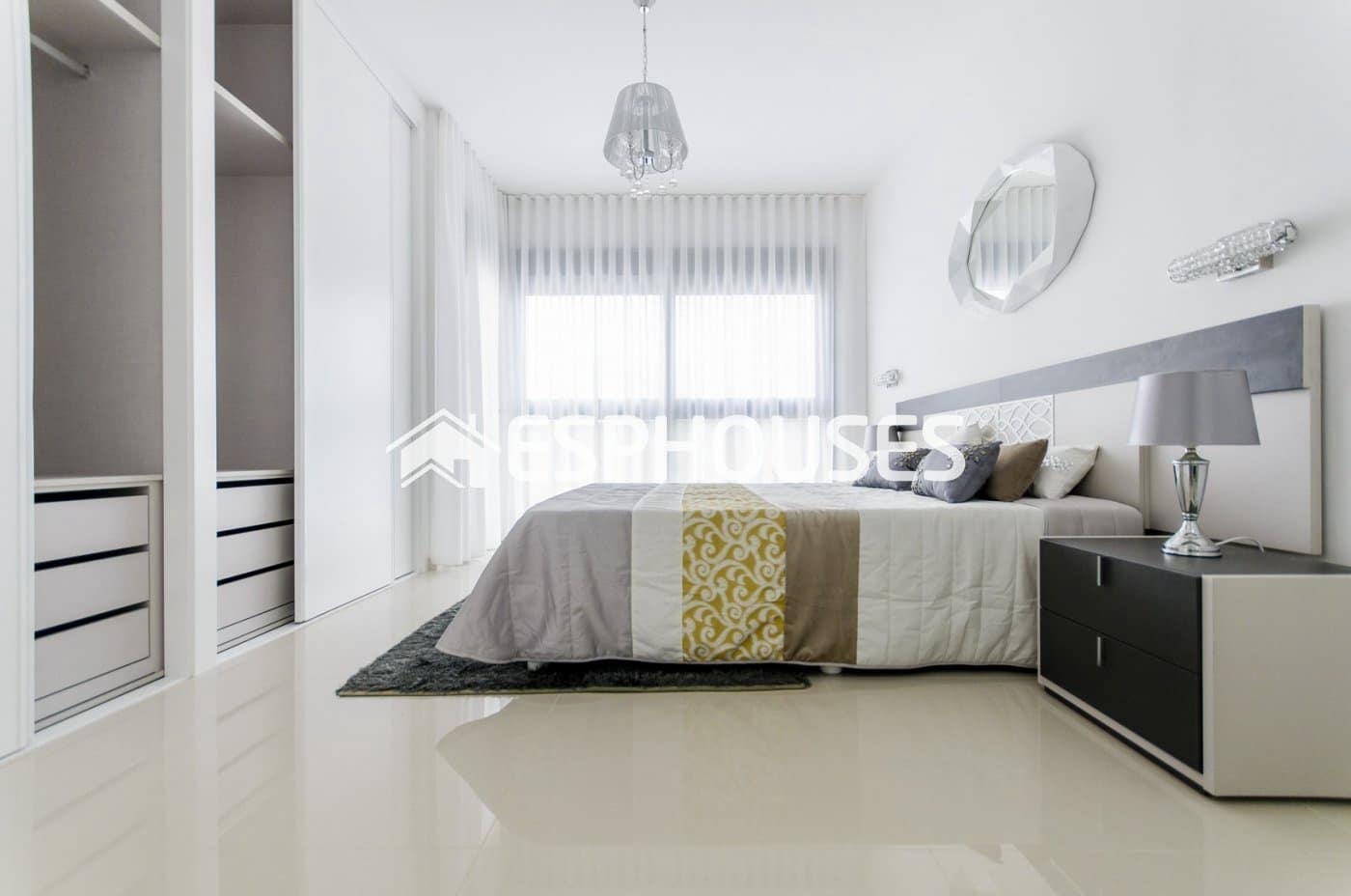 4 soveværelse Villa til salg i San Miguel de Salinas med swimmingpool garage - € 630.000 (Ref: 10025301)