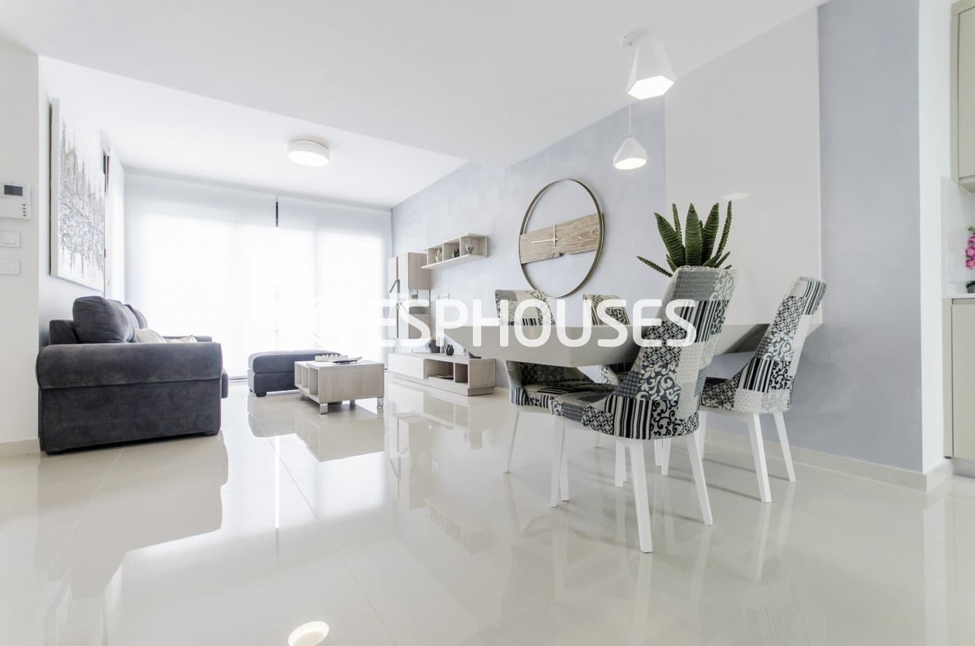 4 soveværelse Villa til salg i San Miguel de Salinas med swimmingpool garage - € 630.000 (Ref: 10025301)