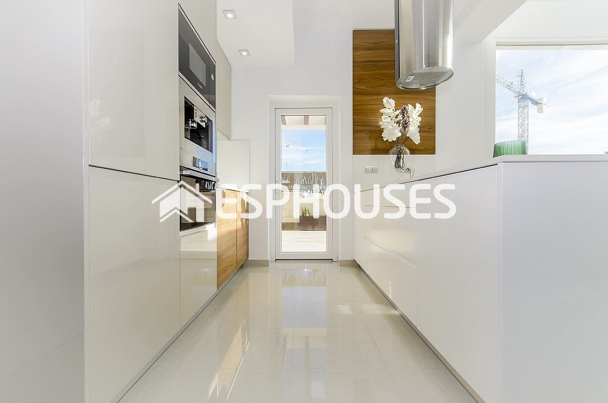 3 bedroom Villa for sale in Los Montesinos with pool garage - € 485,000 (Ref: 10025302)