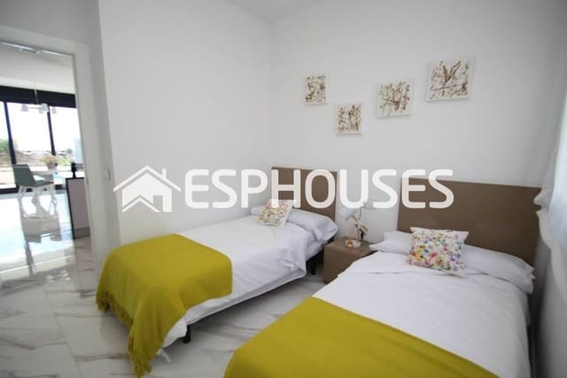 3 sypialnia Willa na sprzedaż w San Miguel de Salinas z basenem garażem - 630 000 € (Ref: 10025303)