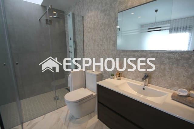 3 sypialnia Willa na sprzedaż w San Miguel de Salinas z basenem garażem - 630 000 € (Ref: 10025303)
