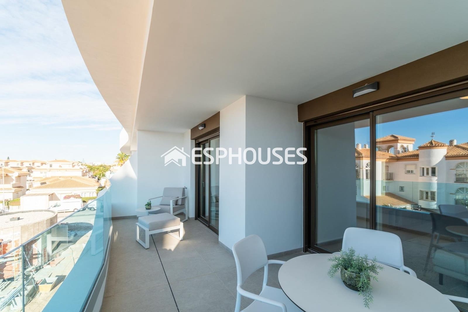 3 chambre Penthouse à vendre à Playa Flamenca avec piscine garage - 625 000 € (Ref: 10025304)