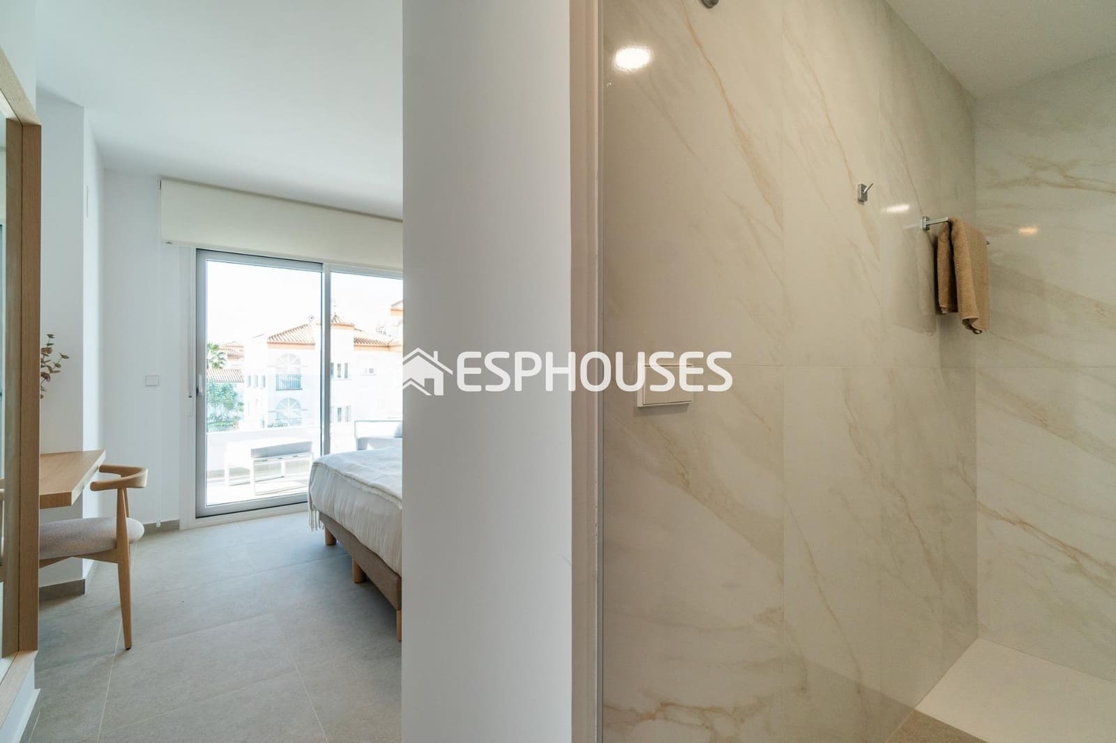 2 quarto Apartamento para venda em Playa Flamenca com piscina garagem - 339 000 € (Ref: 10025305)