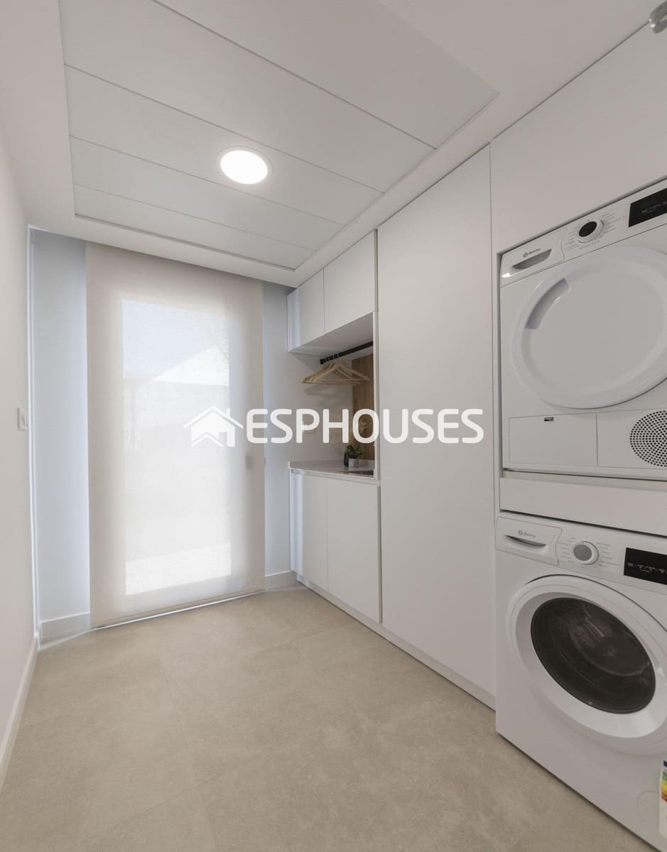 Chalet de 3 habitaciones en Baños y Mendigo en venta con piscina - 469.900 € (Ref: 10025309)