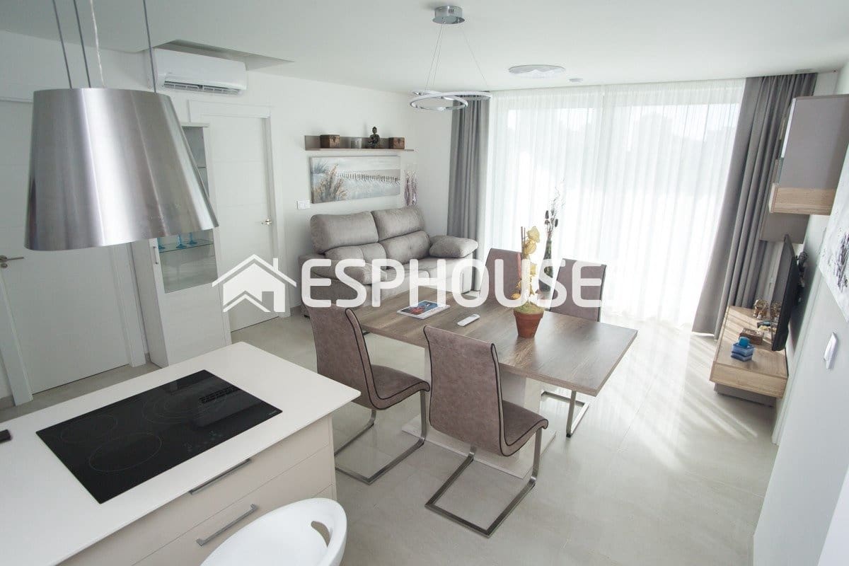 1 makuuhuone Huoneisto myytävänä paikassa Cala de Finestrat mukana uima-altaan 
autotalli - 275 000 € (Ref: 10025314)