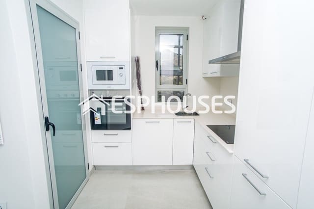 1 makuuhuone Huoneisto myytävänä paikassa Cala de Finestrat, Finestrat mukana uima-altaan 
autotalli - 275 000 € (Ref: 10025314)