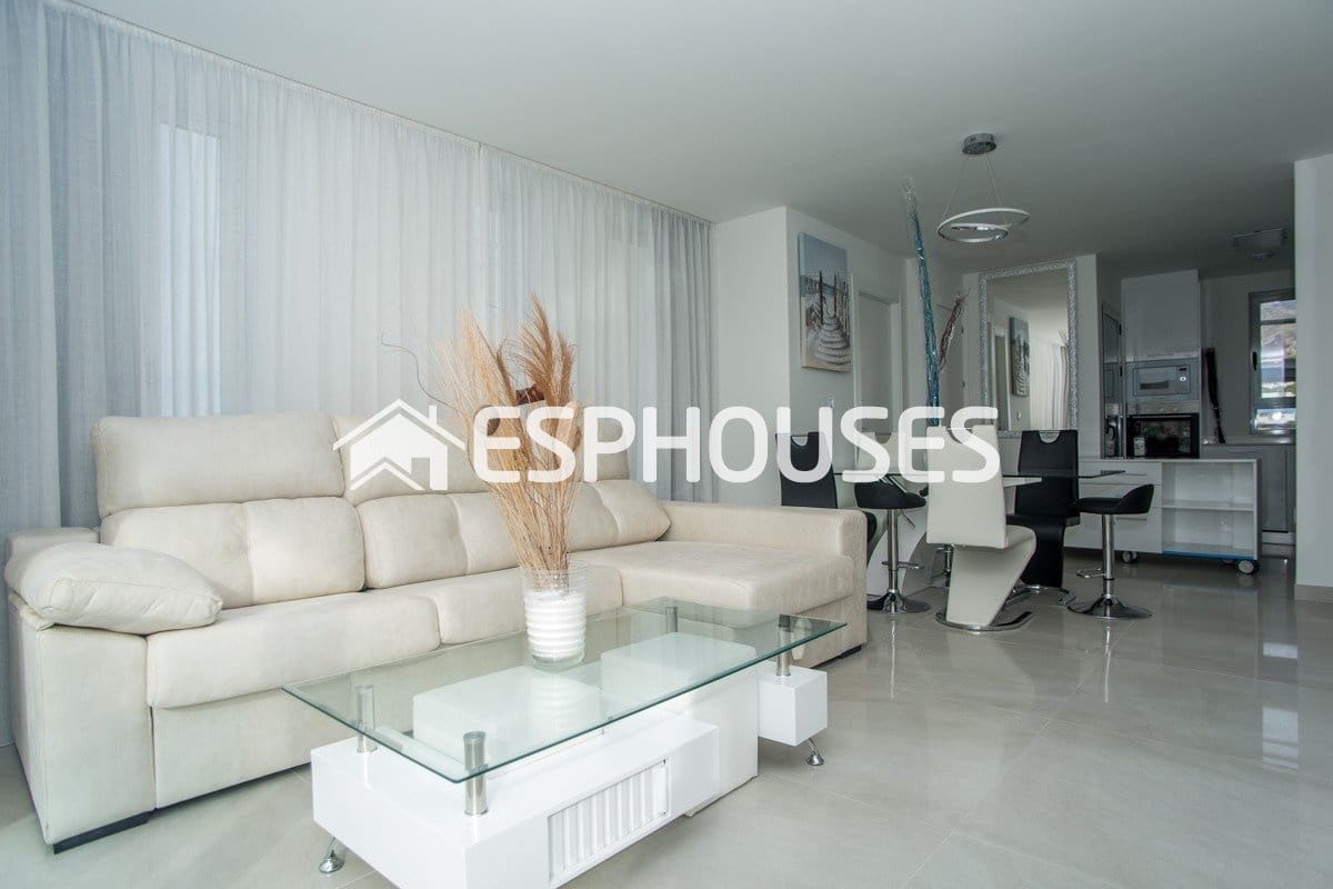 1 makuuhuone Huoneisto myytävänä paikassa Cala de Finestrat mukana uima-altaan 
autotalli - 275 000 € (Ref: 10025314)
