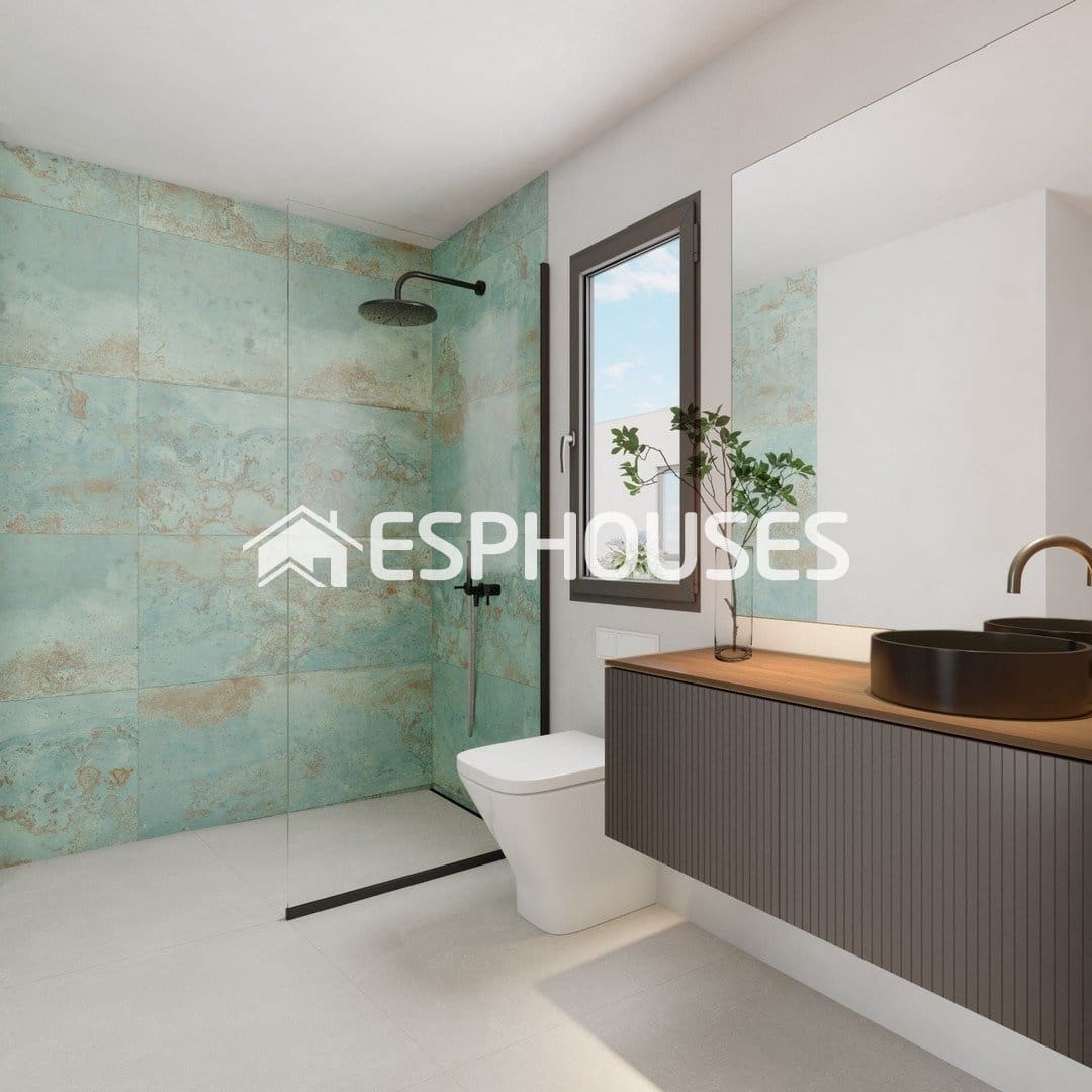 2 sypialnia Bungalow na sprzedaż w Torrevieja z basenem - 380 000 € (Ref: 10025315)