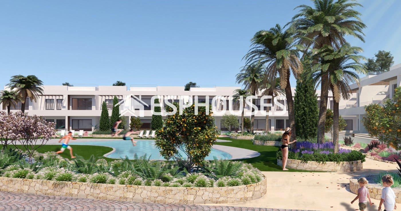 2 sypialnia Bungalow na sprzedaż w Torrevieja z basenem - 380 000 € (Ref: 10025315)