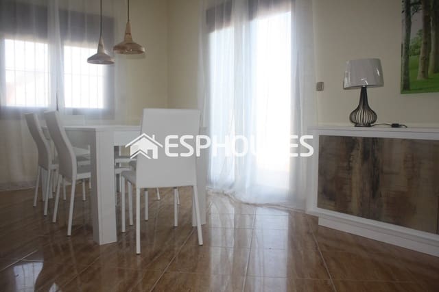 Chalet de 3 habitaciones en Los Altos en venta con piscina garaje - 550.000 € (Ref: 10025319)