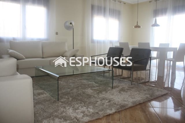Chalet de 3 habitaciones en Los Altos en venta con piscina garaje - 550.000 € (Ref: 10025319)