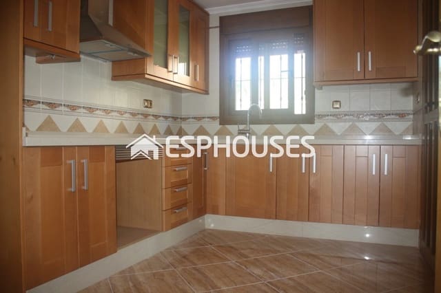 Chalet de 3 habitaciones en Los Altos en venta con piscina garaje - 550.000 € (Ref: 10025319)