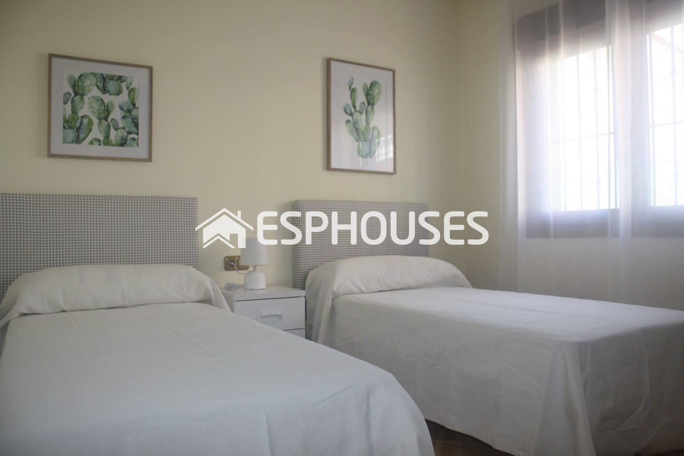 Chalet de 3 habitaciones en Los Altos en venta con piscina garaje - 550.000 € (Ref: 10025319)