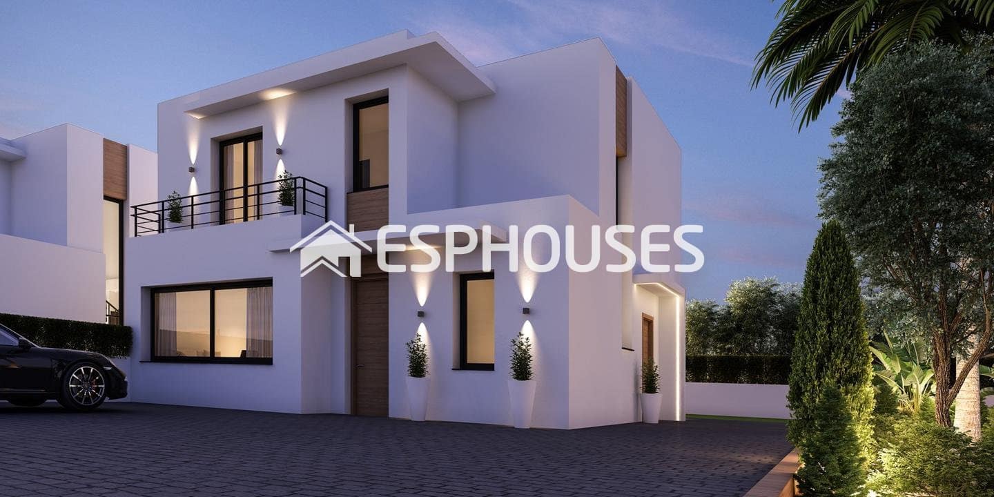 3 sovrum Villa till salu i Denia med pool - 675 000 € (Ref: 10025320)