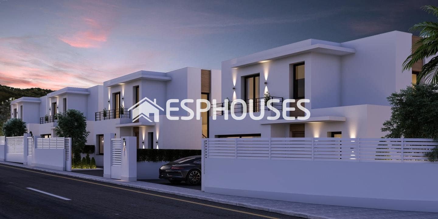 3 sovrum Villa till salu i Denia med pool - 675 000 € (Ref: 10025320)