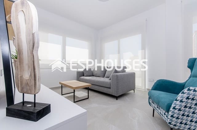 2 bedroom Bungalow for sale in San Miguel de Salinas with pool garage - € 399,000 (Ref: 10025321)