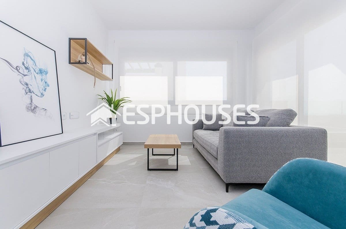 2 quarto Bungalow para venda em San Miguel de Salinas com piscina garagem - 339 000 € (Ref: 10025322)
