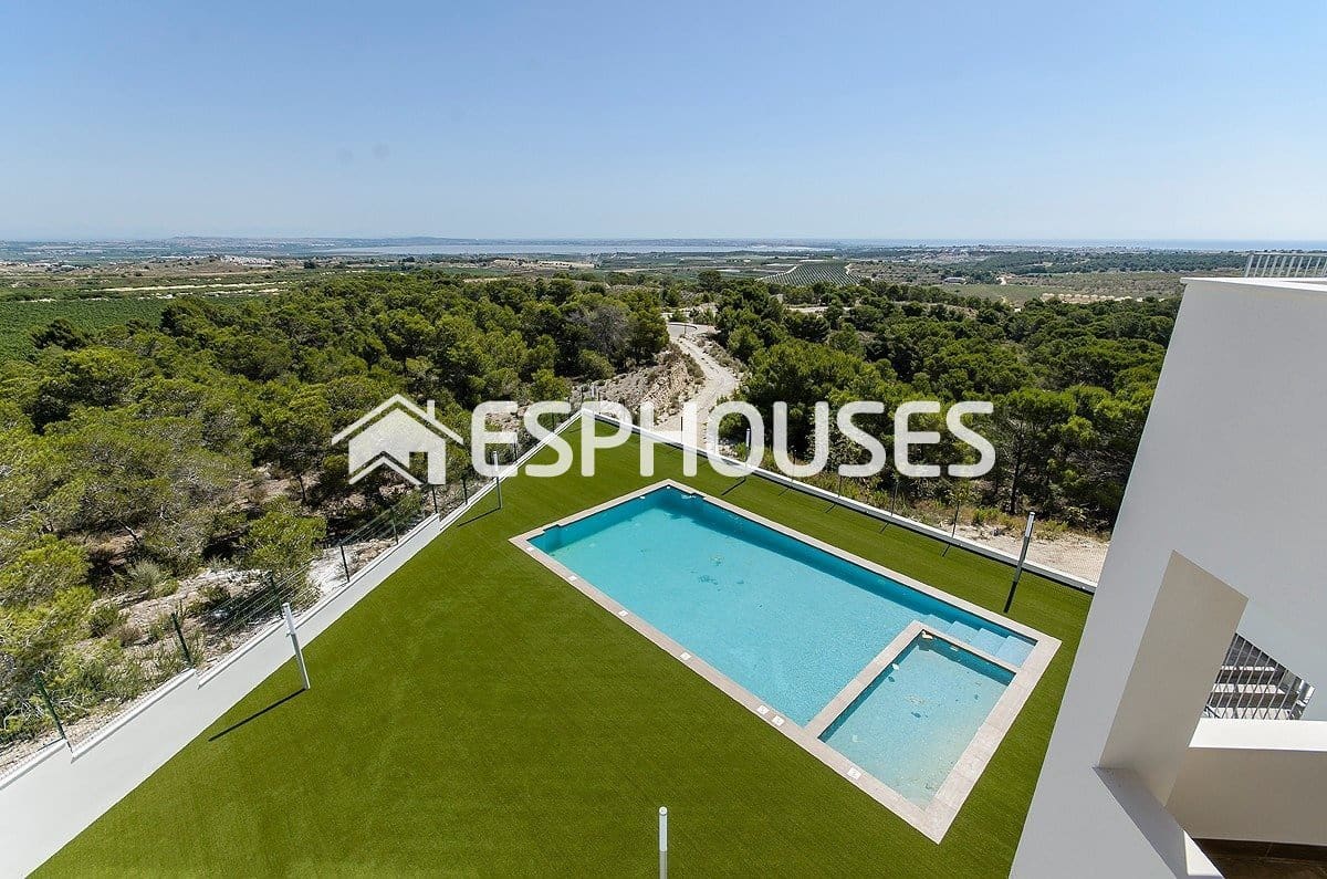 2 quarto Bungalow para venda em San Miguel de Salinas com piscina garagem - 339 000 € (Ref: 10025322)
