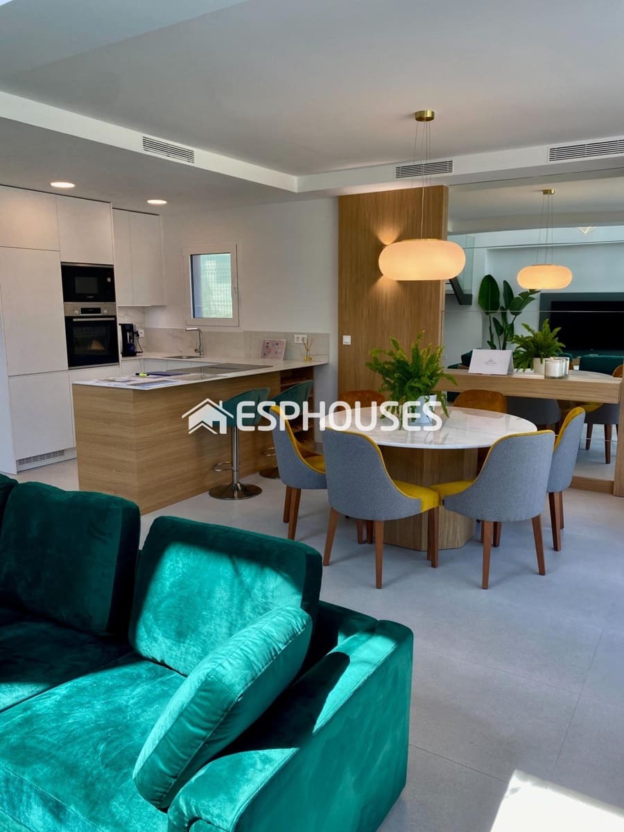 3 slaapkamer Villa te koop in Finestrat met zwembad - € 870.000 (Ref: 10025332)