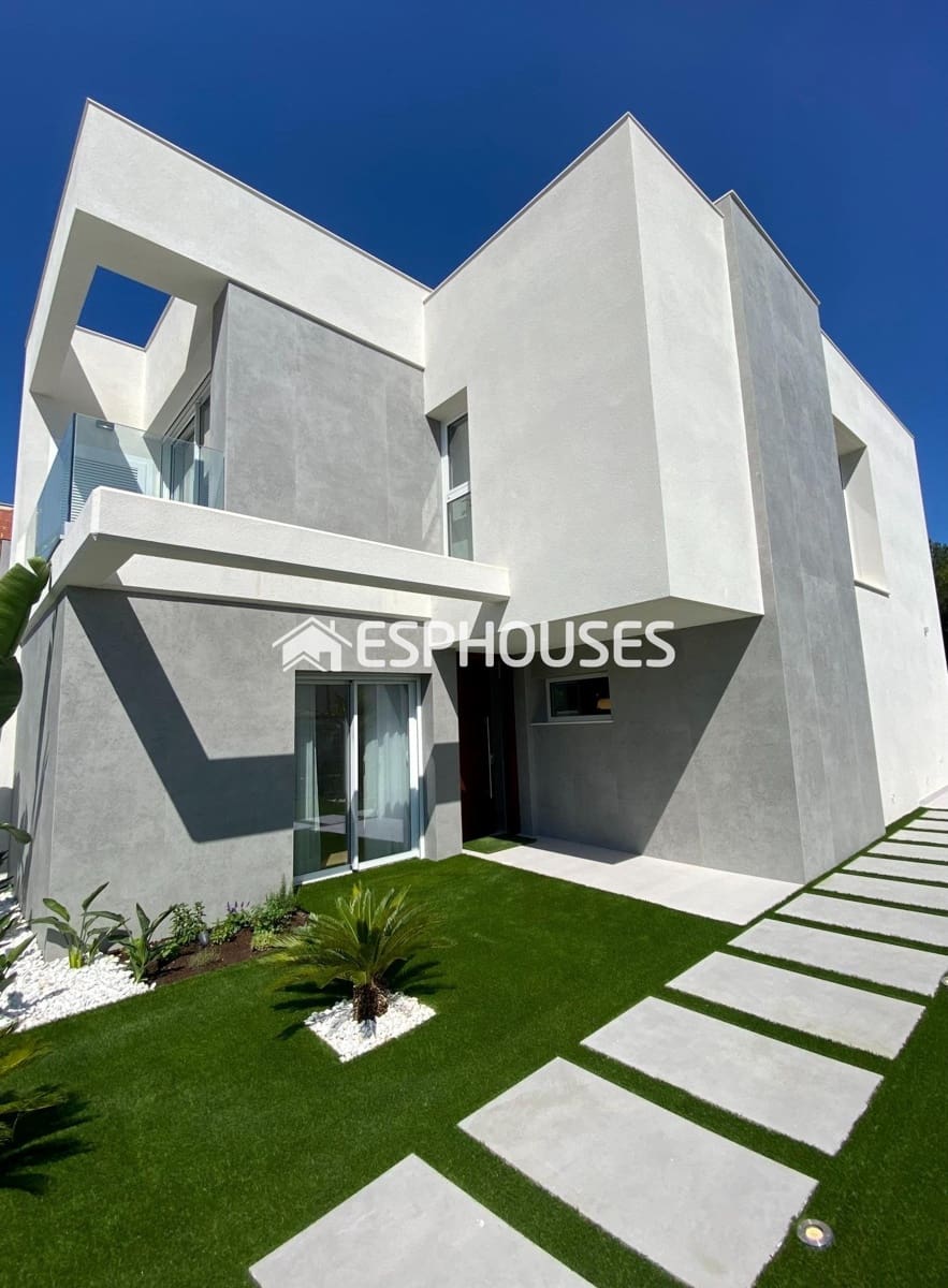 3 slaapkamer Villa te koop in Finestrat met zwembad - € 870.000 (Ref: 10025332)