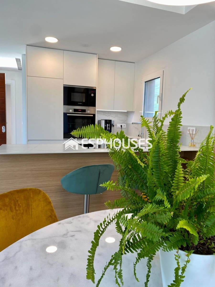 3 slaapkamer Villa te koop in Finestrat met zwembad - € 870.000 (Ref: 10025332)