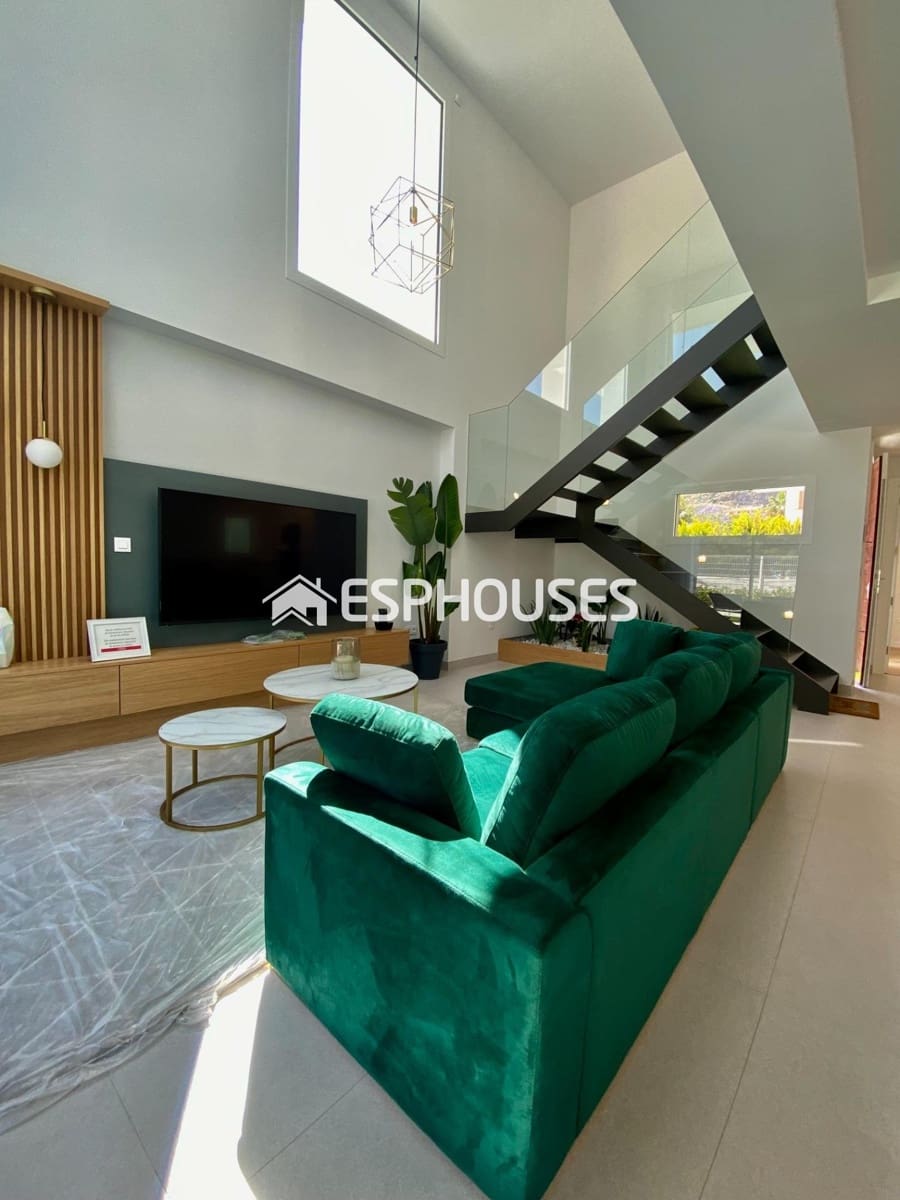 3 slaapkamer Villa te koop in Finestrat met zwembad - € 870.000 (Ref: 10025332)