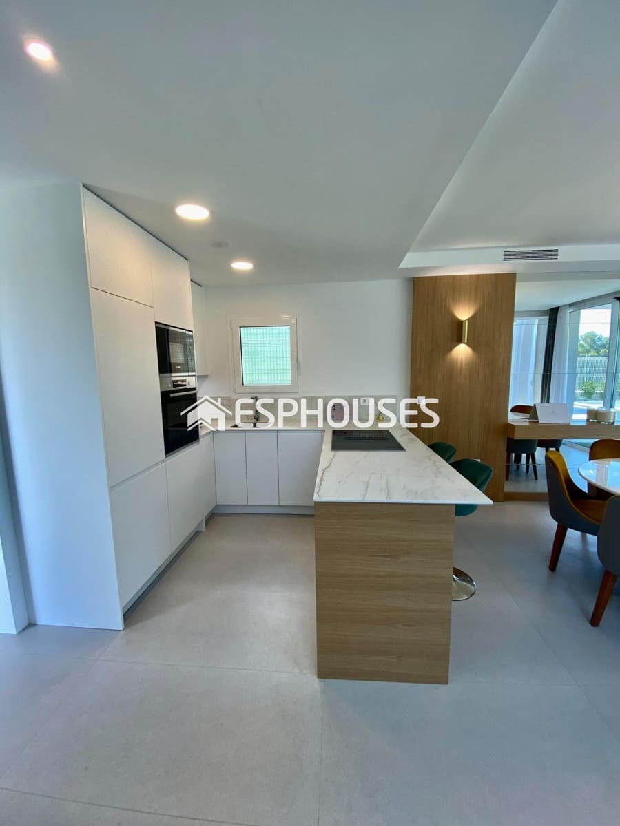 3 slaapkamer Villa te koop in Finestrat met zwembad - € 870.000 (Ref: 10025332)