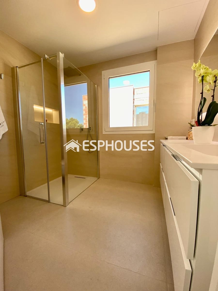 3 slaapkamer Villa te koop in Finestrat met zwembad - € 870.000 (Ref: 10025332)