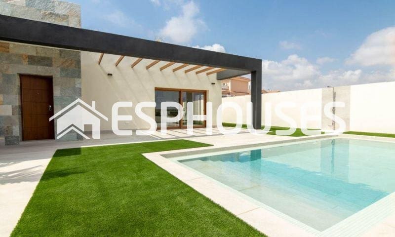 3 sypialnia Willa na sprzedaż w Los Altos z basenem - 750 000 € (Ref: 10025340)