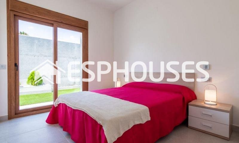 3 sypialnia Willa na sprzedaż w Los Altos z basenem - 750 000 € (Ref: 10025340)