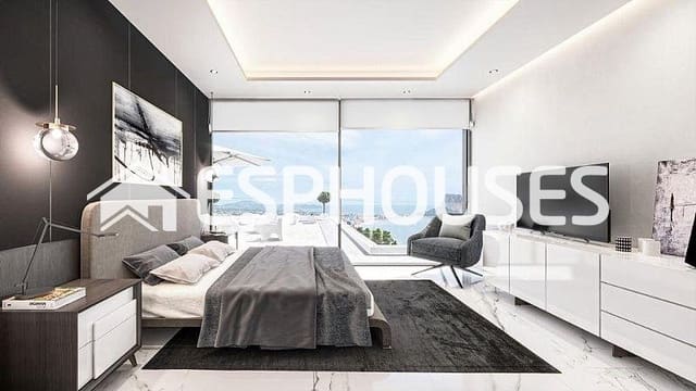 4 bedroom Villa for sale in Maryvilla, Calpe / Calp with pool - € 1,550,000 (Ref: 10025341)