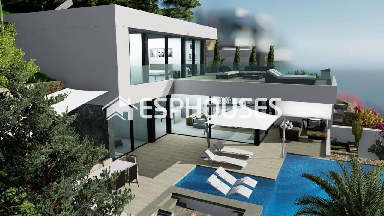 4 bedroom Villa for sale in Calpe / Calp with pool - € 1,550,000 (Ref: 10025341)