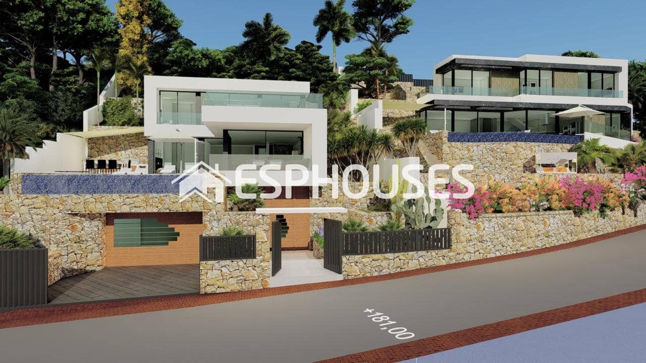 4 bedroom Villa for sale in Calpe / Calp with pool - € 1,550,000 (Ref: 10025341)