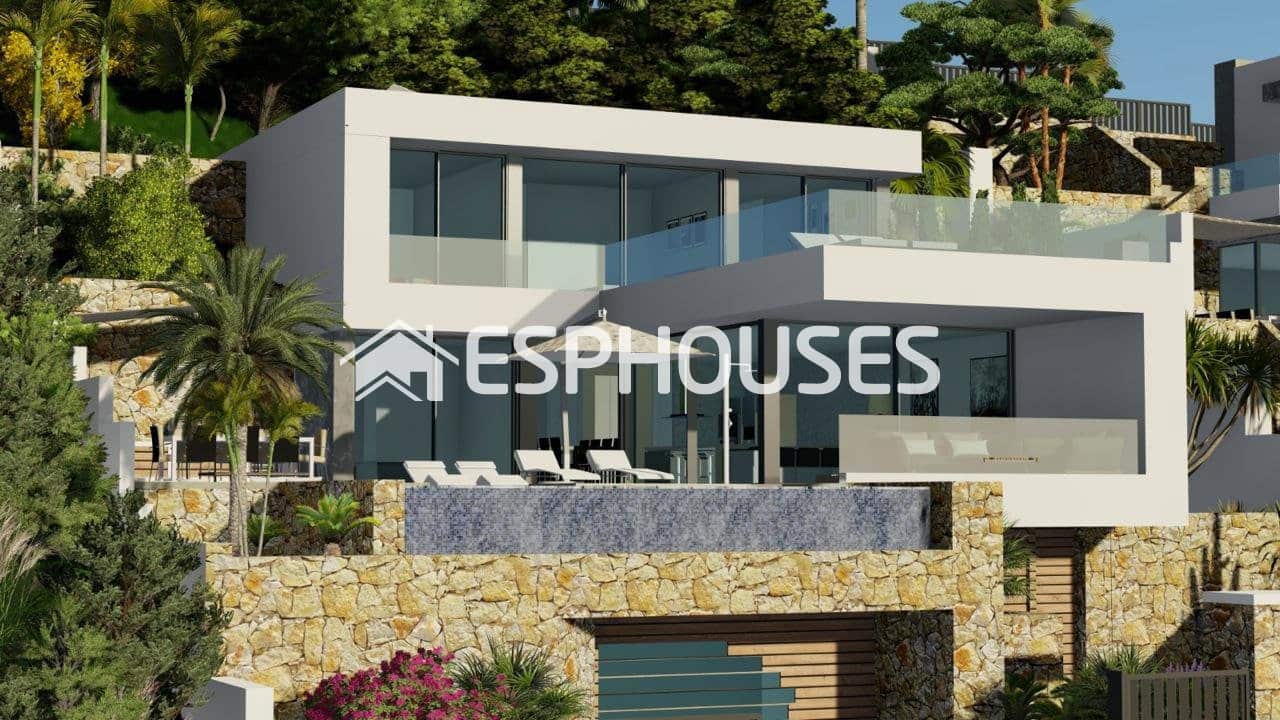 4 bedroom Villa for sale in Calpe / Calp with pool - € 1,550,000 (Ref: 10025341)