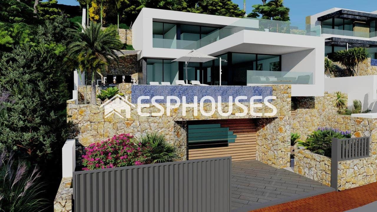 4 bedroom Villa for sale in Calpe / Calp with pool - € 1,550,000 (Ref: 10025341)